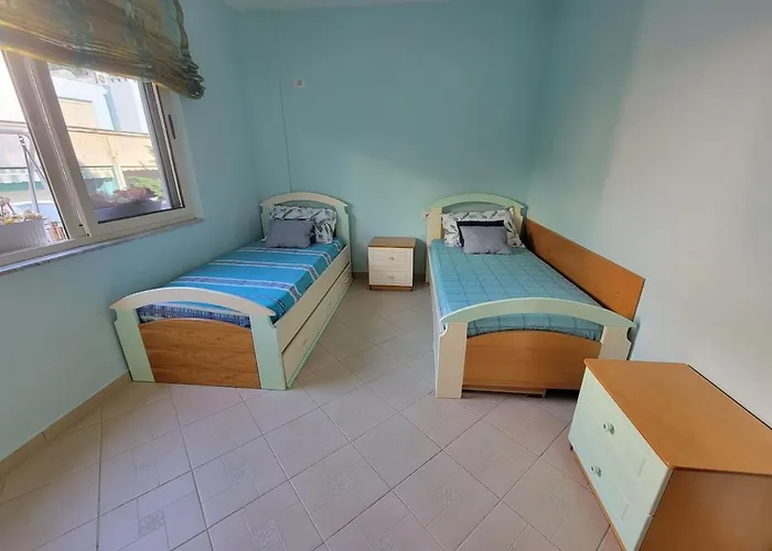 公寓 Beko - With Sea View In