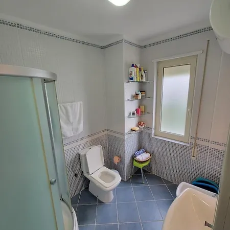 Apartment Beko - With Sea View In